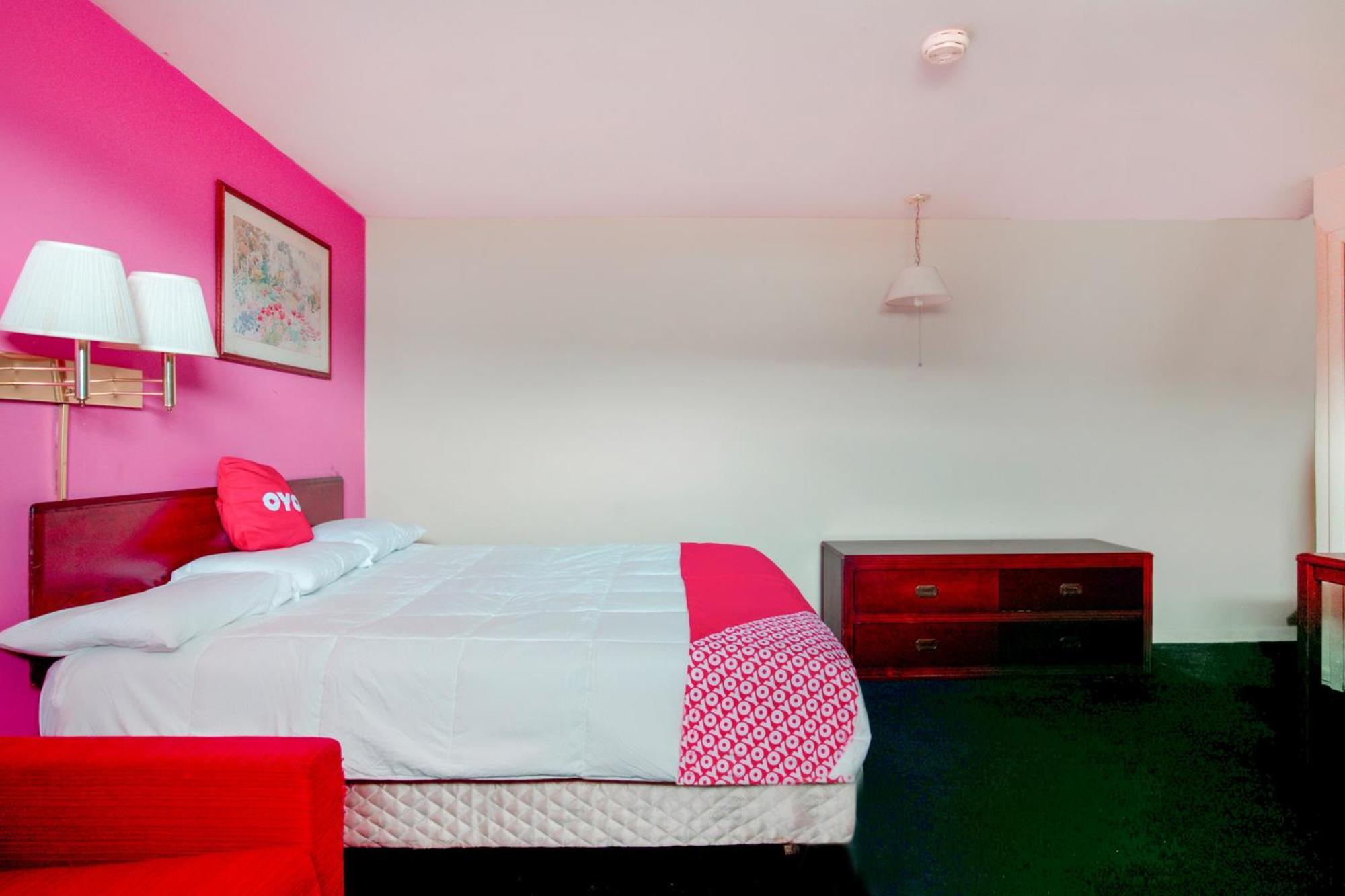 Oyo Hotel Dalton Pa I-81 Craig Экстерьер фото